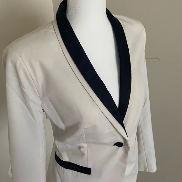 Greylin Tuxedo Blazer - White and Black - M - Picture 4 of 9